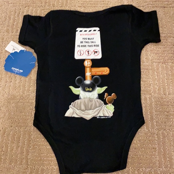 Star Wars Yoda baby onesie shirt disney parks 18m - Picture 2 of 3